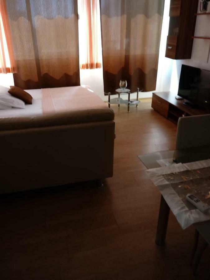 Apartments Centar - Mirjana Makarská Exteriér fotografie